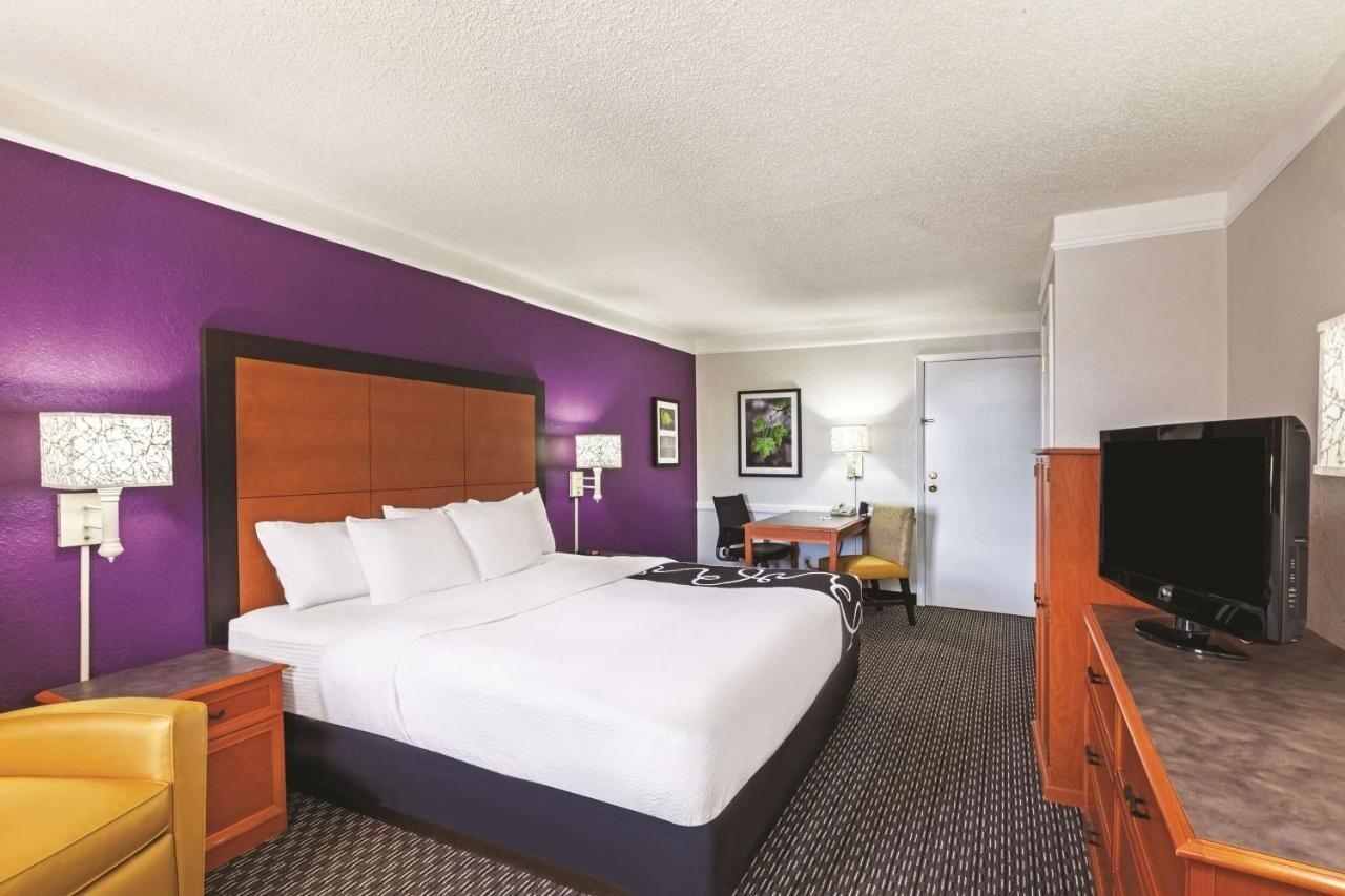 La Quinta Inn By Wyndham Midland Extérieur photo