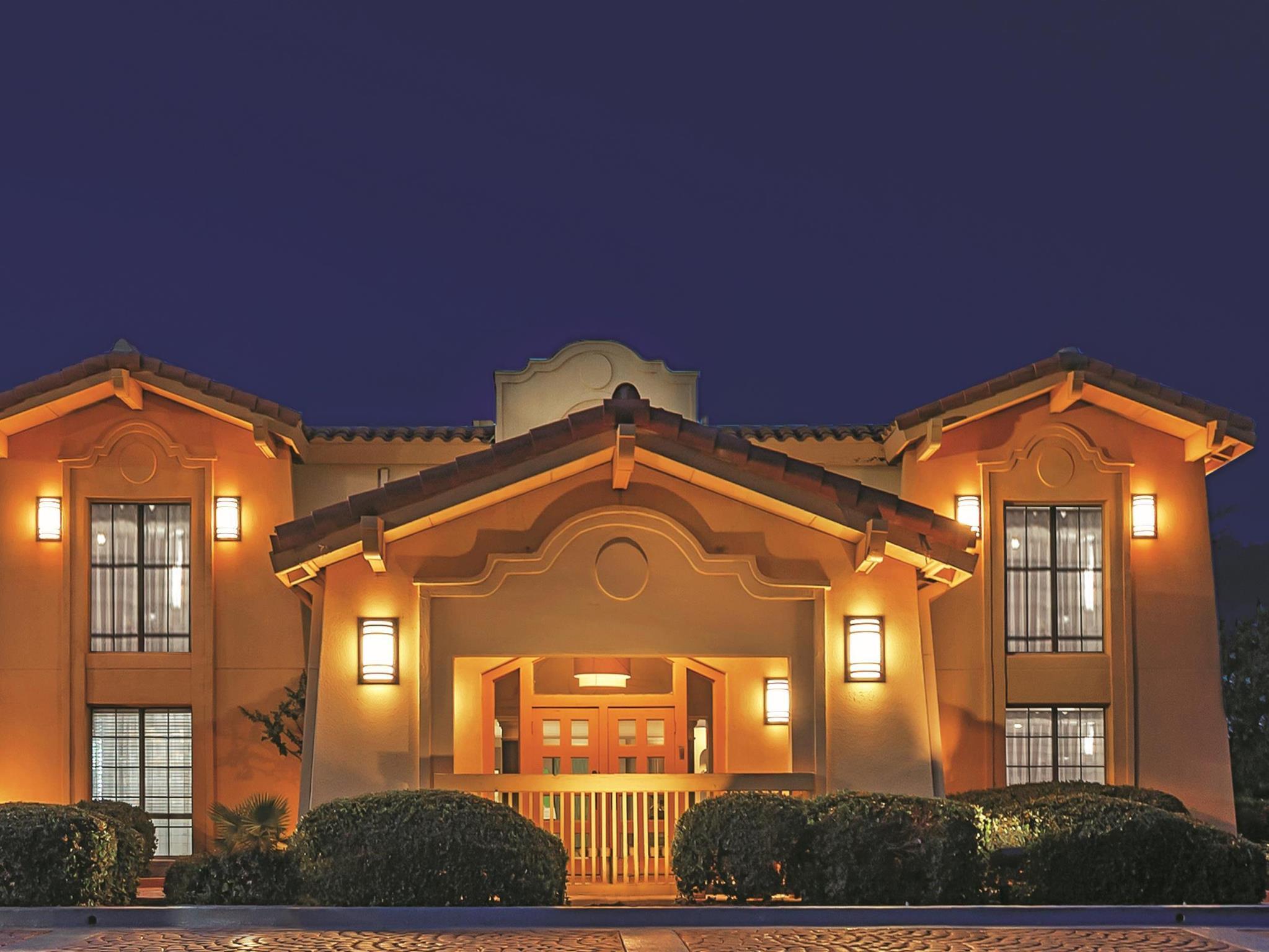 La Quinta Inn By Wyndham Midland Extérieur photo